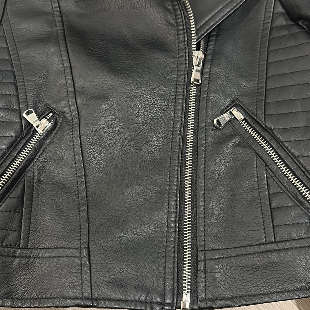 “Leather” jacket - Picture 3 of 3